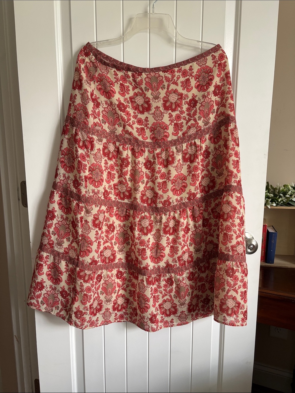 LOFT Pink Floral Tiered A-Line Skirt on Cream